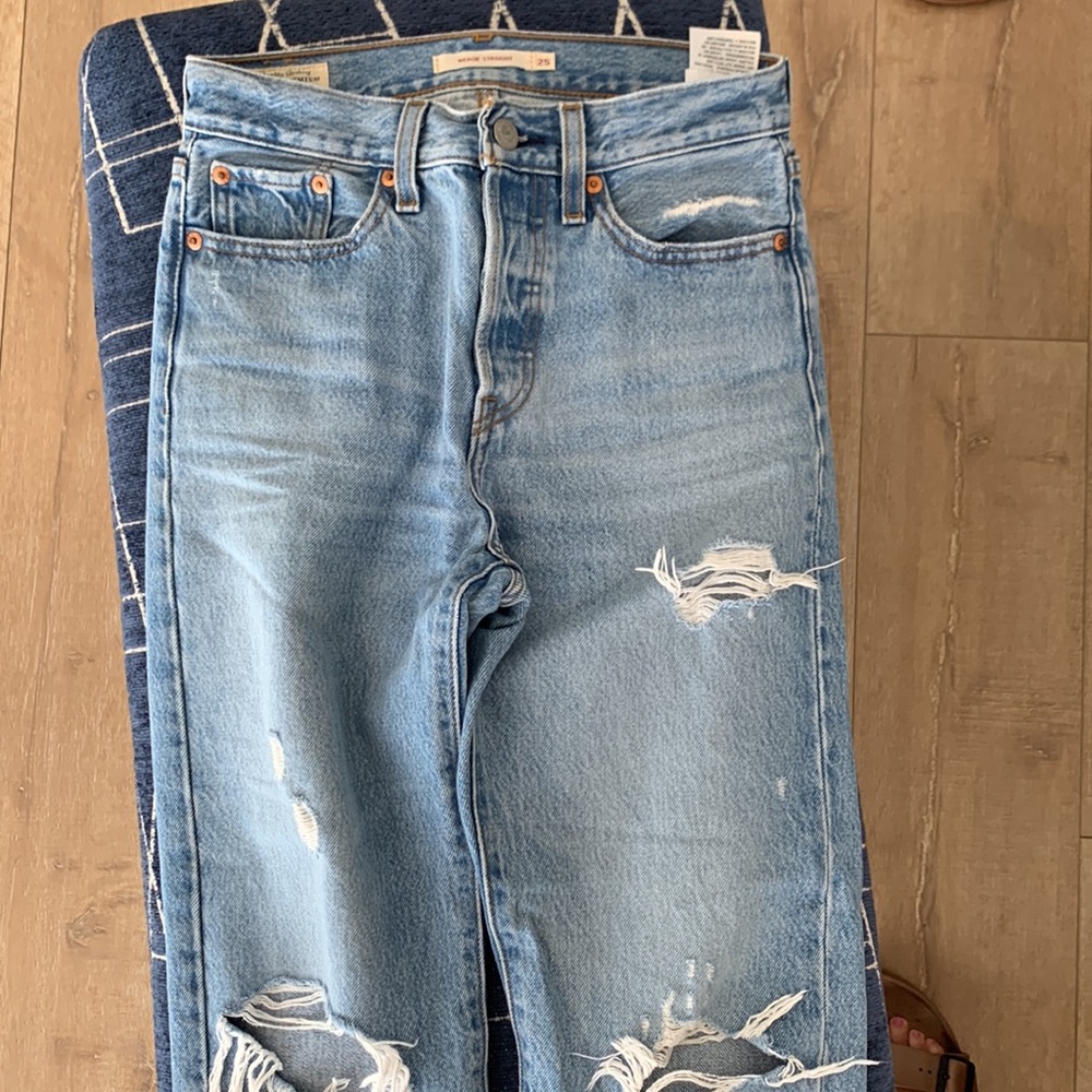 Levi’s Wedgie Straight